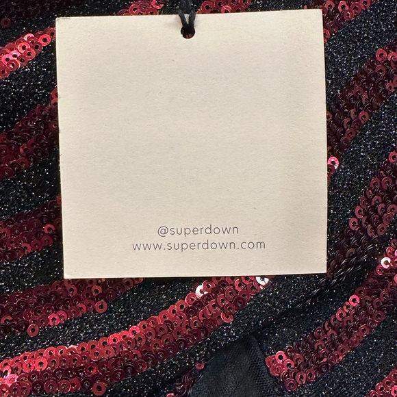 NWT SUPERDOWN Kim Deep V Mini Dress in Black & Red Sequined BODYCON Size Med - Picture 15 of 15